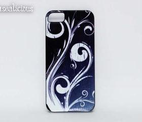 Designer vintage style case, swirls, Trendy cases, unique, boutique, iphone 4 case, iphone 5 case, iphone