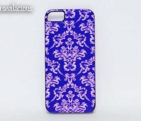 Chic Damask Design iphone case, iphone 4 case, iphone 5 case, printed, purple iphone case, printed, trendy, pretty iphone case